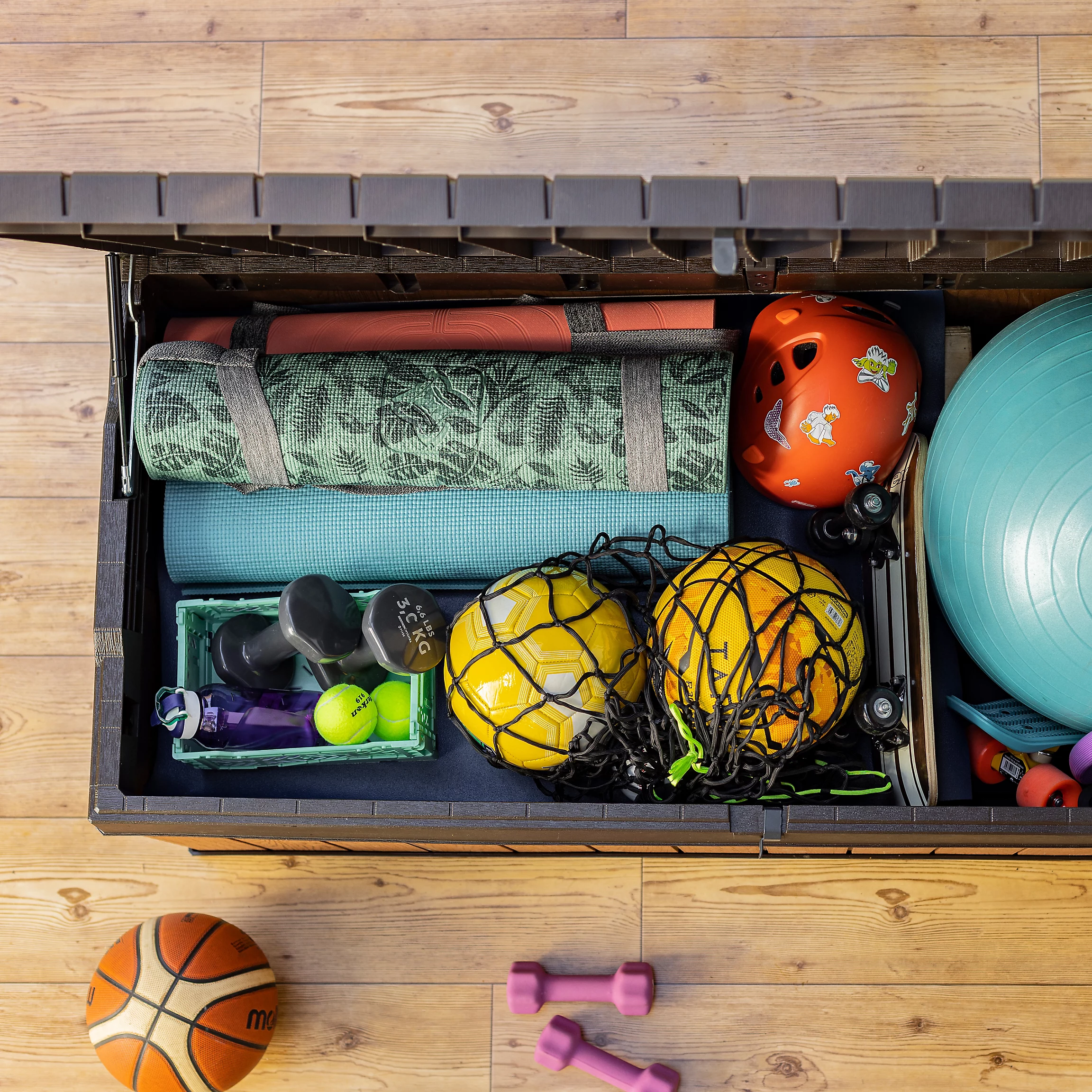 Keter Darwin Wood effect Composite 5x2 Garden storage bench box 570L - Image 5